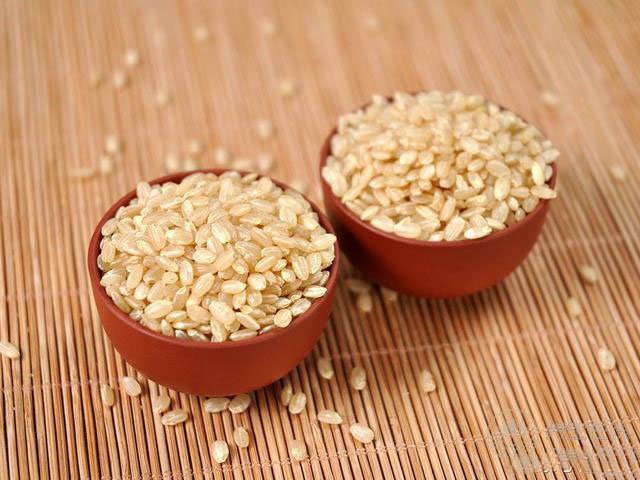 常见排毒食物，你吃过几种？轻松肠道吃出美丽！