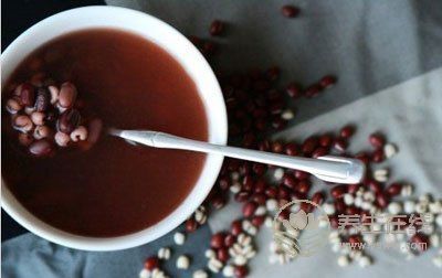 吃水果补铁，黑葡萄第一名？错了！