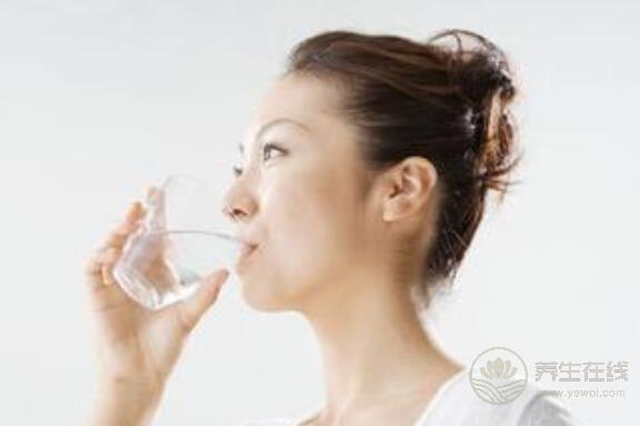 喝水也可以减肥吗？喝水减肥法的正确时间