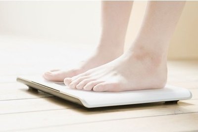 人到中年容易发胖应该如何控制体重 人到中年容易发胖应该如何控制体重