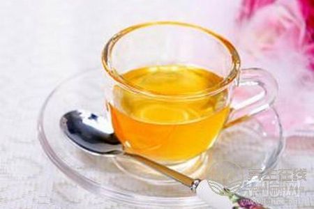 蜂蜜水有什么好处?蜂蜜水的作用与功效有哪些?