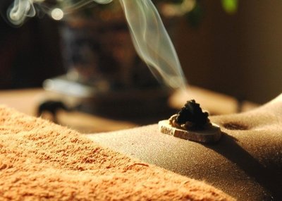 艾灸所生成的烟长时间闻对身体好不好