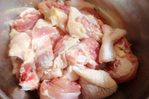 鸡肉怎么做美味 鸡脯肉的做法实例教程