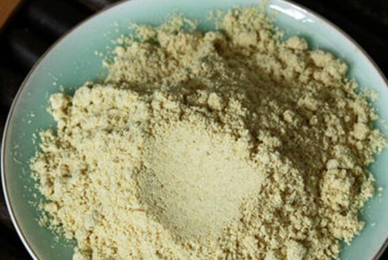 生姜粉泡脚的功效与作用