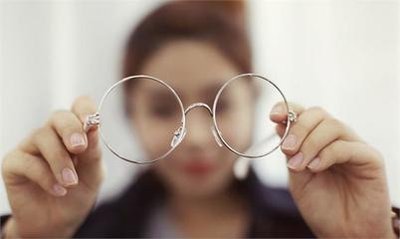 两种近视手术方法准分子和飞秒哪一种更好