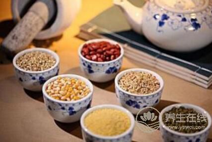 秋燥易便秘！哪些食物可迅速缓解便秘