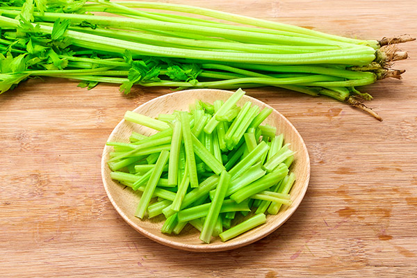 吃芹菜确实能降血脂吗